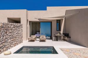 Gallery image of Santorini Sky, Luxury Resort in Pyrgos