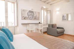 Гостиная зона в Fontana di Trevi Diamond Boutique +15 фотографий