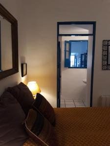 Posteľ alebo postele v izbe v ubytovaní Guesthouse La Tienda Cómpeta 21b