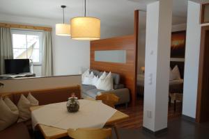 Μια τηλεόραση ή/και κέντρο ψυχαγωγίας στο Appartment Schwarzenauer