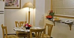 Fotografie z fotogalerie ubytování Savoy Suites Noida v destinaci Noida