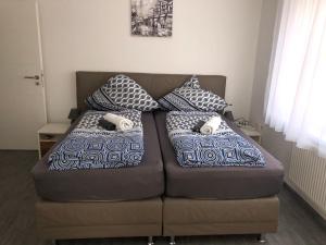 Llit o llits en una habitació de Özkurt-1