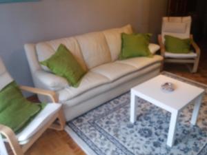 Posezení v ubytování apartamento gran Vía