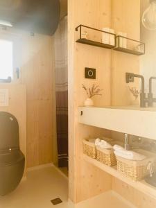 Kúpeľňa v ubytovaní Ecobeachvilla Buqez 9