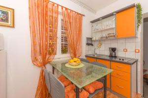 Kuchyň nebo kuchyňský kout v ubytování Premium Center Apartments