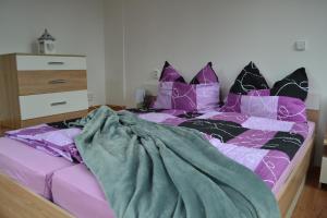 Säng eller sängar i ett rum på Roothaus