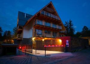 Budova, kde se aparthotel nachází