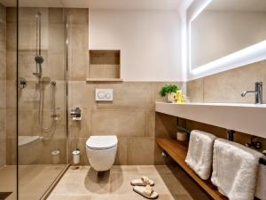 Kúpeľňa v ubytovaní Stadthotel EGGERBRÄU + 37 fotografií