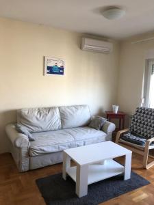 Et opholdsområde på Apartment Maris - Free Parking