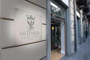 Certifikát, hodnocení, plakát nebo jiný dokument vystavený v ubytování Artemisia Palace Hotel
