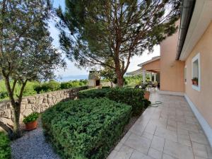 Vonkajšia záhrada v ubytovaní Sea View - Casa di Arijana