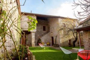 O grădină în afara CASA RECTORAL DE SAN EUSEBIO