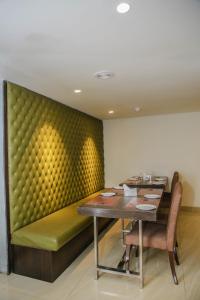 Gallery image of Citrus Prime Raipur in Raipur