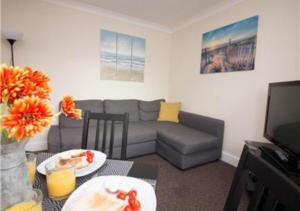 Gallery image of StayZo Penthouse Accommodation 2- Premier Lodge in Southampton