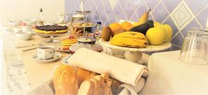 Jedlo v ubytovaní bed & breakfast alebo blízkom okolí