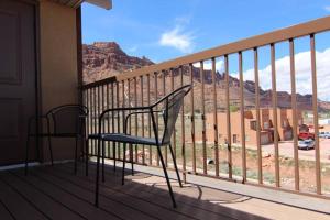 Un balcon sau o terasă la Moab Oasis