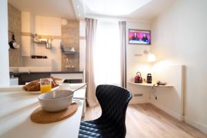 Gallery image of Hotel Little Regina in Paris