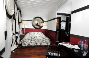 Cama ou camas em um quarto em Premist Hotels Sultanahmet