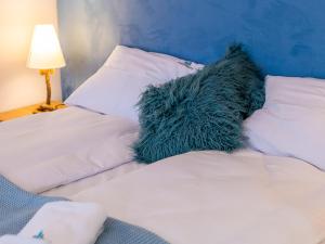 Posteľ alebo postele v izbe v ubytovaní ApartmentyPrzyMorzu Ogrody