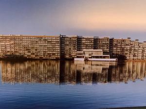 Landskap semula jadi dekat dengan apartmen