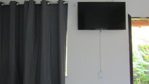 Μια τηλεόραση ή/και κέντρο ψυχαγωγίας στο Pousada Lemos