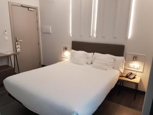 Hotel Lux Santiago, Santiago de Compostela – Updated 2022 Prices