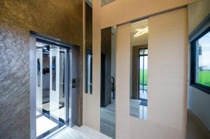 Bilde i galleriet til 渡小夜電梯民宿 Yilannight B&B i Wujie