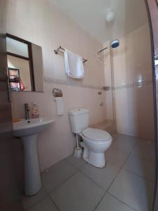 Vonios kambarys apgyvendinimo įstaigoje Jayson Furnished Apartment, Nairobi