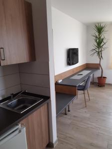 Gallery image of M47 Vend&eacute;gh&aacute;z-Airport in Debrecen