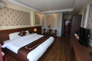 TV a/nebo společenská místnost v ubytování Sapa Unique Hotel