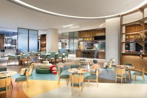 Posezení v ubytování Crowne Plaza Beijing Badaling by IHG