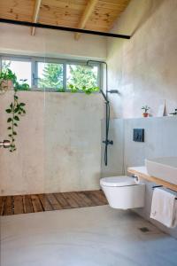 Koupelna v ubytování ecoSuites