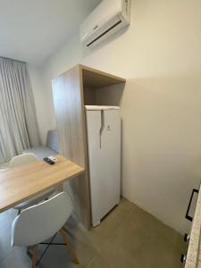 A cozinha ou cozinha compacta de Village dos Gerânios