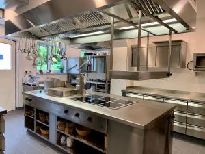 Dapur atau dapur kecil di Gasthaus Poelt +59 gambar