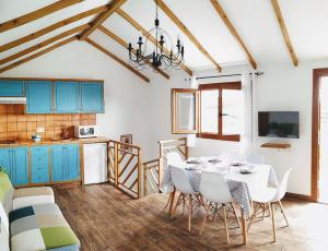 A kitchen or kitchenette at Finca Ulises Las Hayas