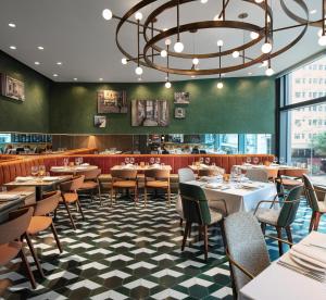 A restaurant or other place to eat at The Hari Hong Kong