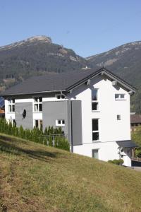 Výhľad na hory alebo výhľad na hory priamo z apartmánu