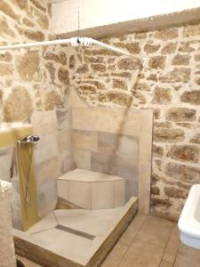 Koupelna v ubytování Comfortable apartment in Betina 55 m² with terrace