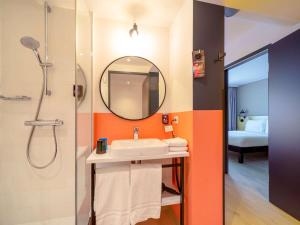 Baðherbergi á ibis Styles Wien Messe Prater