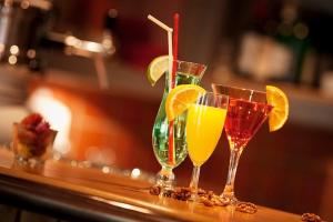 Tragos en Das Hotel Sherlock Holmes