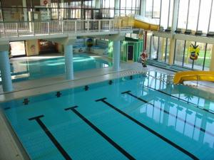 The swimming pool at or close to Beautiful Top Floor Seaview Studio Apartment B'berge-Bruges