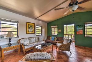 Foto de la galería de Culebra Apt with Lanai, Walk to Ensenada Honda Bay! en Culebra