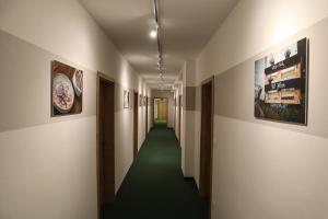 Fotografie z fotogalerie ubytování Gasthof zur Brücke v destinaci Kaufering