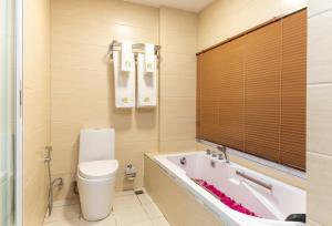 A bathroom at Quicksand Rasdhoo