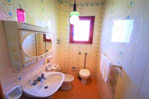 Ένα μπάνιο στο Villa Adriana - Xenia Sicily Villas +41 φωτογραφίες