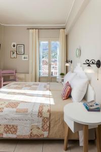 Imagem da galeria de 7 Brothers Hotel em Poros