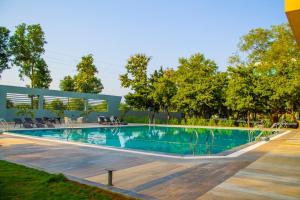 Hồ bơi trong/gần The Bhagwati Resort +23 ảnh