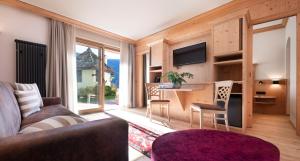 TV a/nebo společenská místnost v ubytování Hotel Paradies