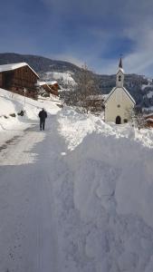 Ferienwohnung Bernsteiner during the winter