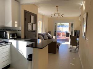 Zdjęcie z galerii obiektu Beautiful 1st floor Apartment w mieście Orihuela